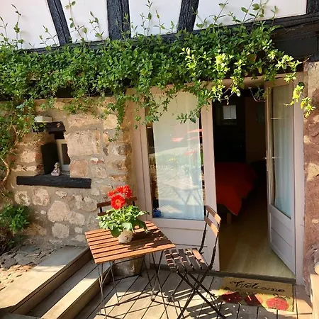 Le ベッド・アンド・ブレックファスト 3*